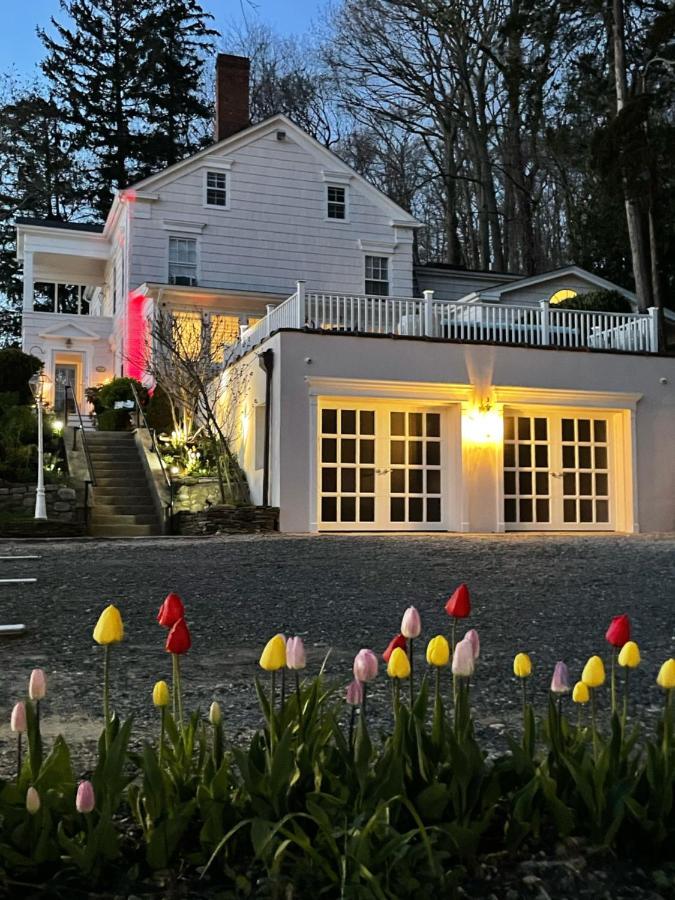 فندق The Harbor Rose Bed & Breakfast Cold Spring Harbor المظهر الخارجي الصورة